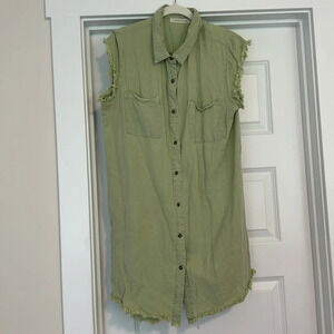 Nwot Light green button up dress/tunic